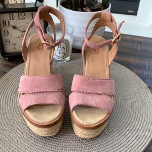 UGG espadrilles in GREAT SHAPE ✨
